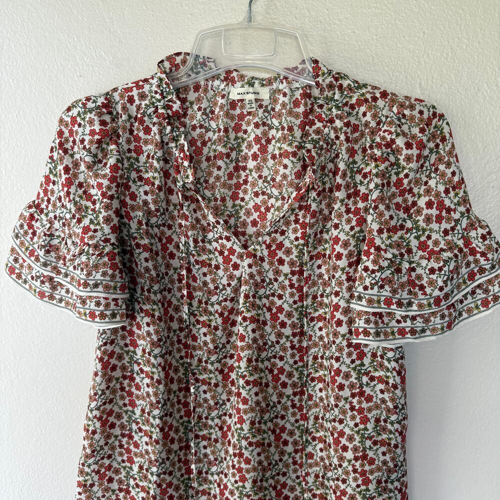 Max Studio blouse ditsy floral print and ruffled flutter sleeves Size XS - Picture 4 of 10